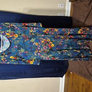 Nina Leonard green floral dress